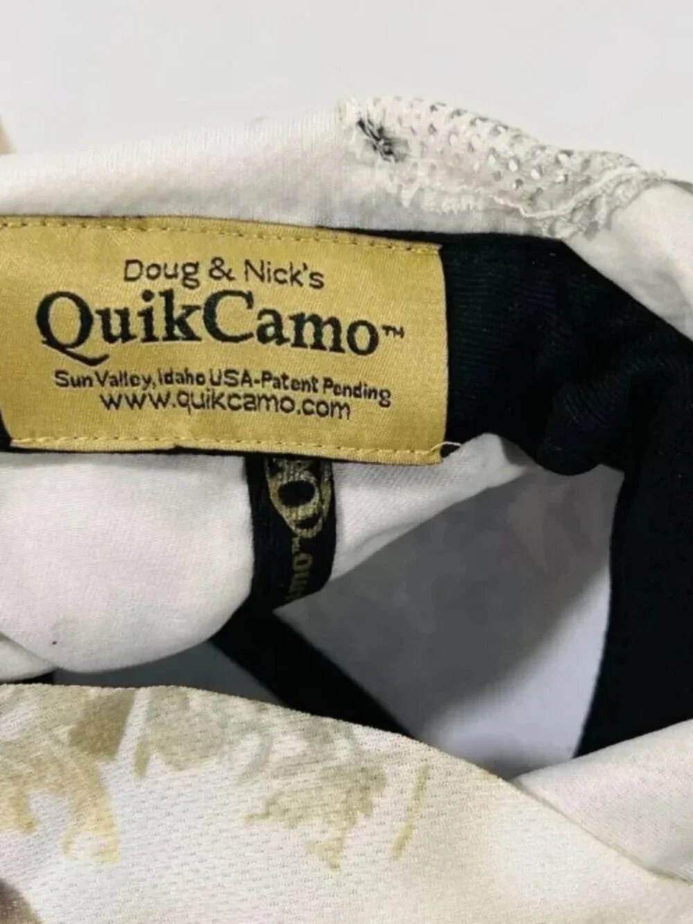 NEW ~ QuikCamo 2-in-1 Hat/Front Mask King's Snow Shadow Camo - Medium